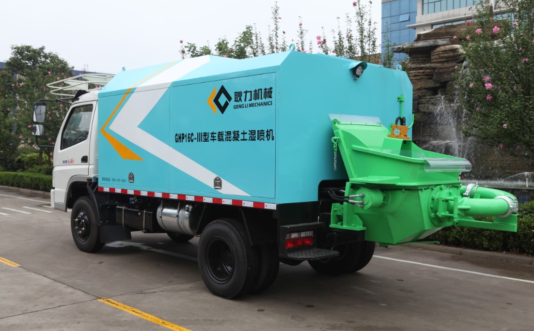 混凝土濕噴機.JPG 混凝土濕噴機.JPG